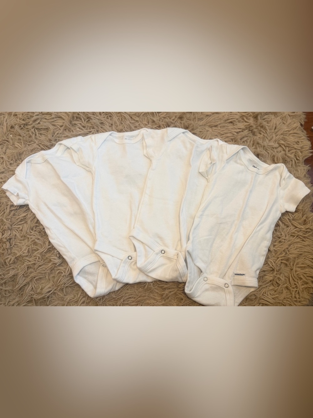 Gerber White Infant Bodysuit - Pack Essentials